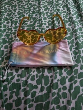 Taylor Swift yellow Lover sunglasses